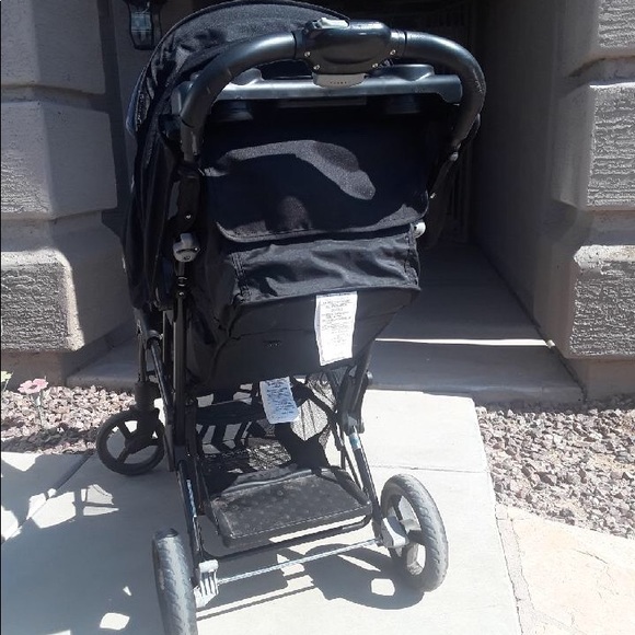 Double stroller - Picture 3 of 4